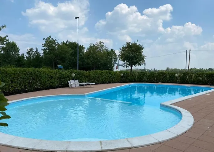 Lägenhet Il Gabbiano - In With Pool Desenzano del Garda