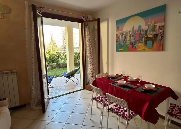 Lägenhet Il Gabbiano - In With Pool Desenzano del Garda